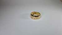 Złoty pierścionek z siedmioma brylantami - 585 - 0,22 ct