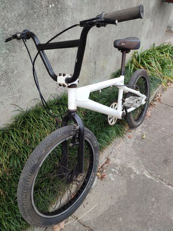 Bicicleta (Haro bike)