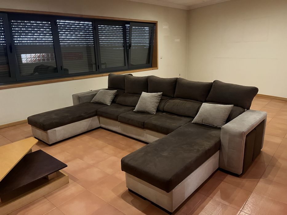 Sofa com arrumação