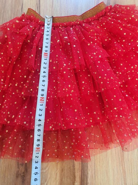 Czerwona spódniczka, świąteczna, Mikołaj