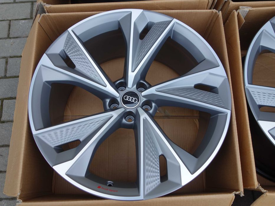 Felgi AUDI RS7 RS6 Q7 Q8 SQ7 SQ8 RSQ8 4K0 22'' Audi Sport Oryginalne