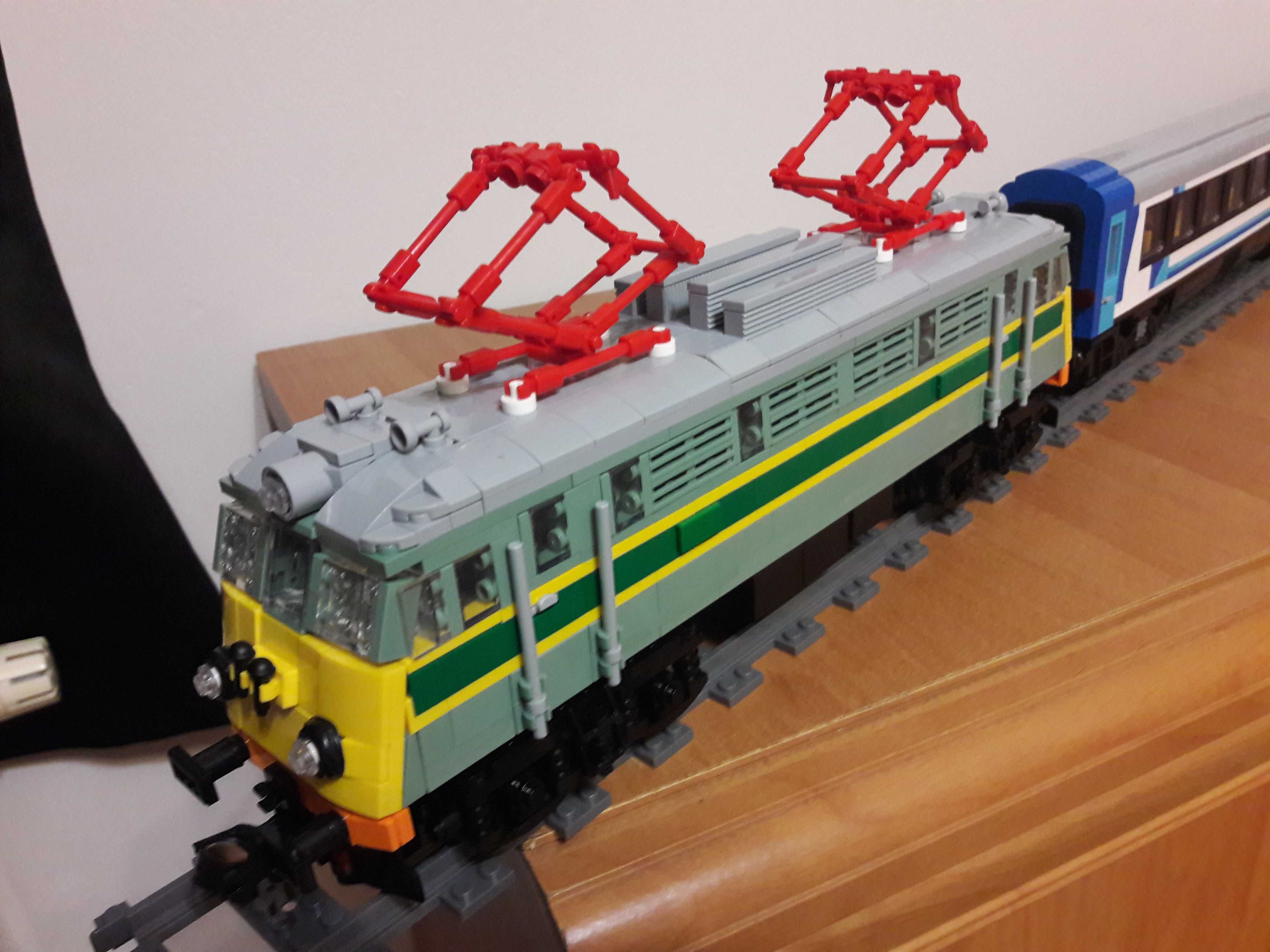 PKP Lokomotywa elektryczna EU07 - klocki
