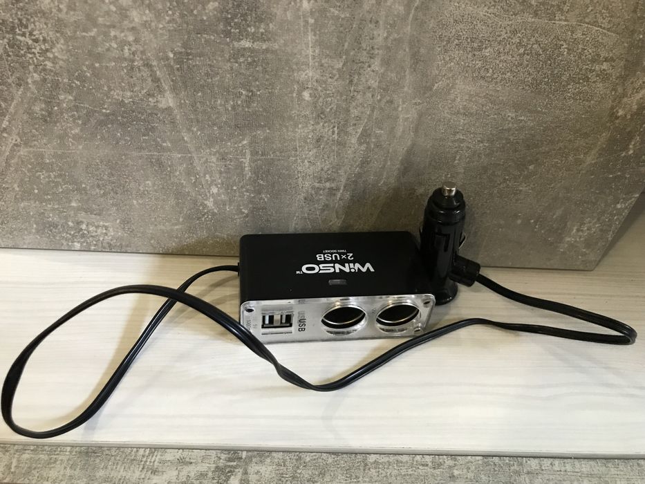 Переходник в авто USB в прикуриватель