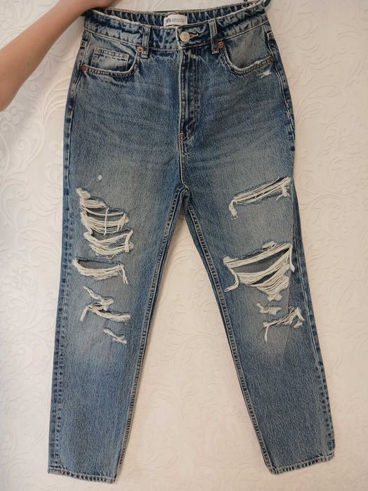 Джинси жіночі Zara,нові,куплені в Італії