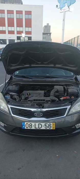 Kia Ceed SW 1.4 Gasolina

Carro em muito bom estad