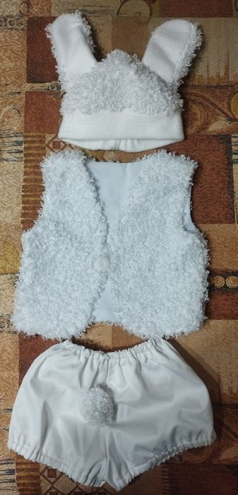 Прокат новорічних костюмів Цукерка, білочка, повар, зайчик, Східна кра