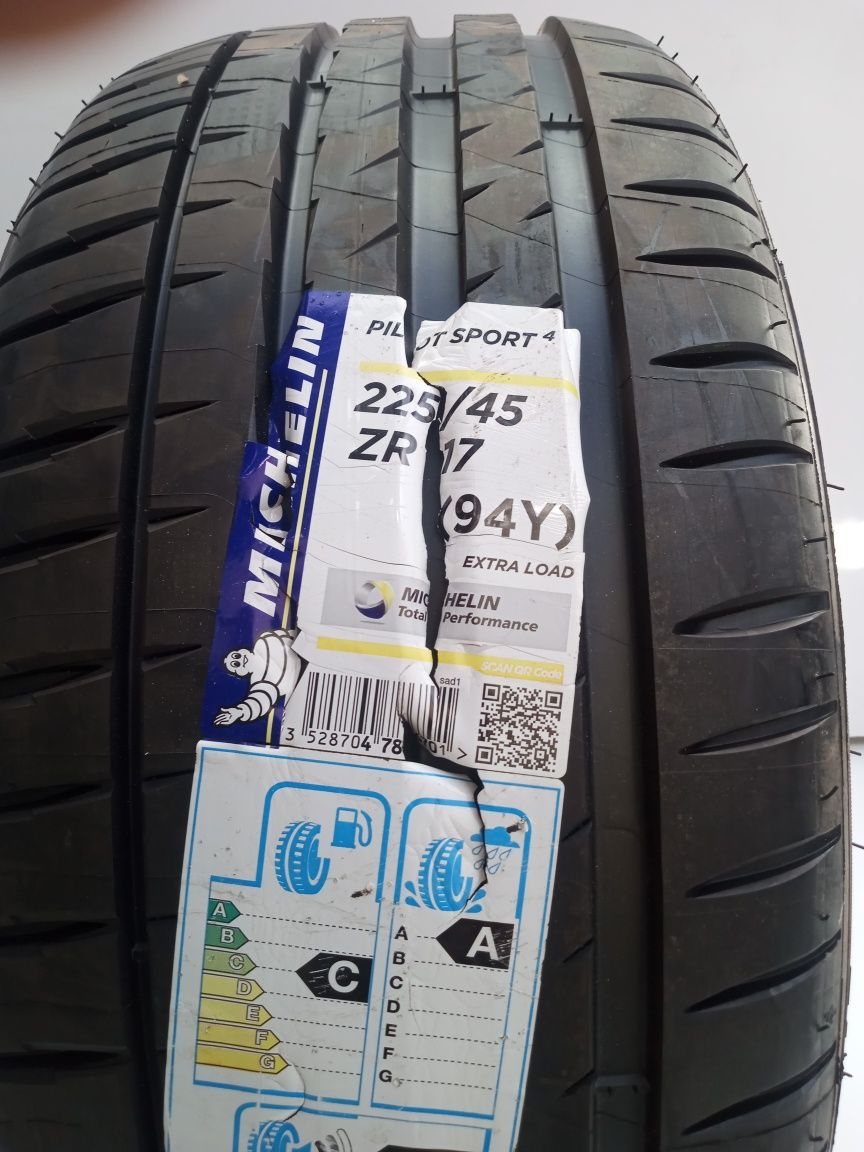 Opona letnia 225/45R17 Michelin pilot sport 4