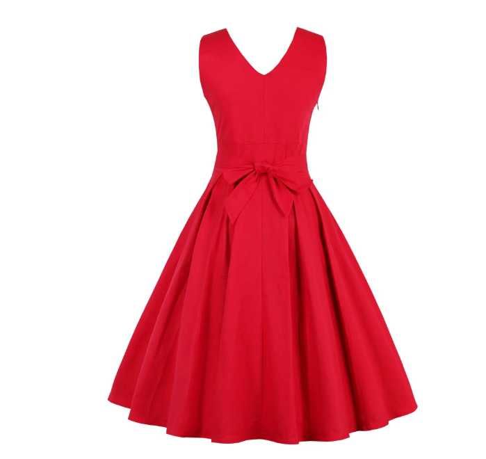 Sukienka czerwona rozkloszowana 4XL
