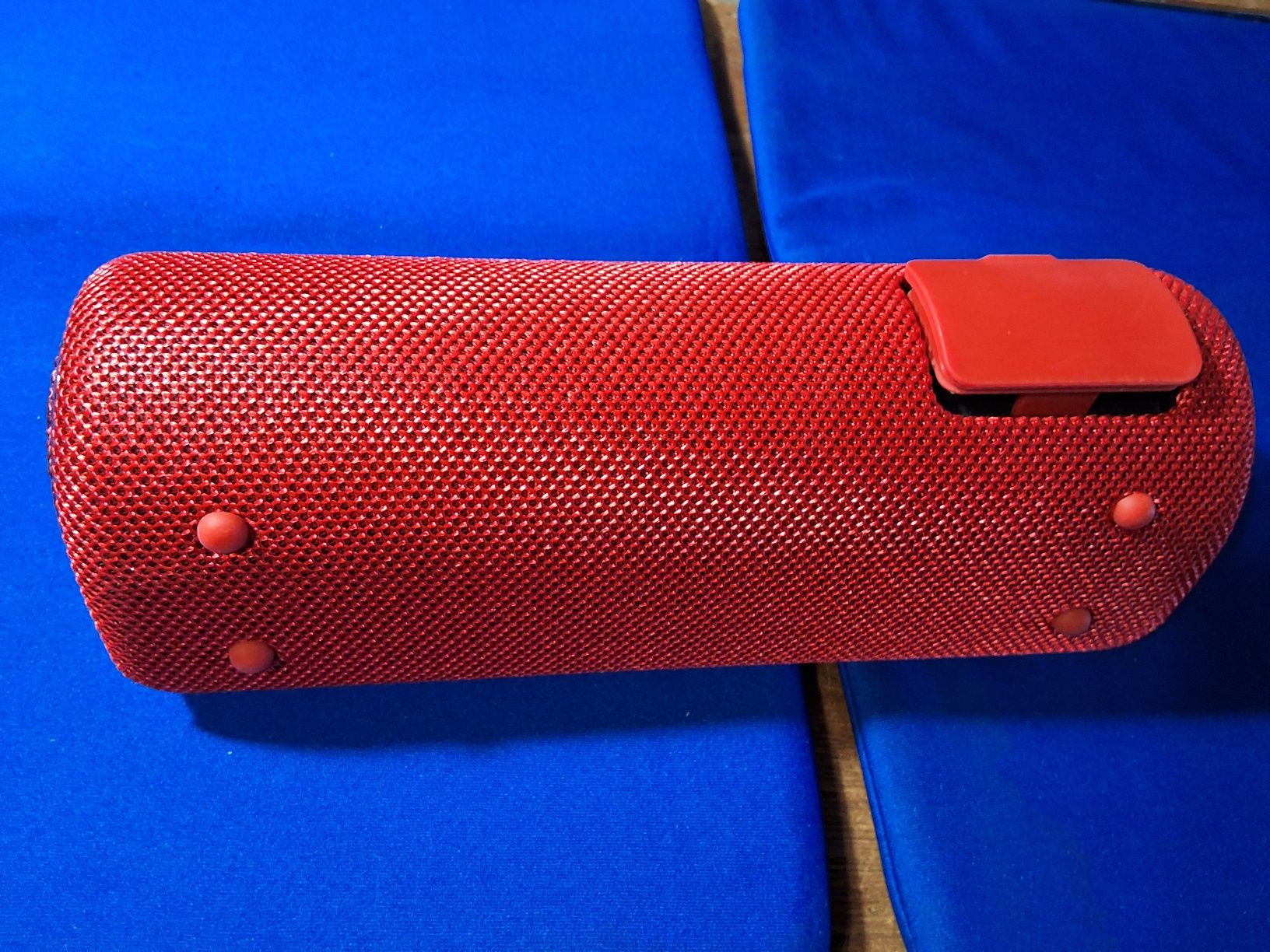 Coluna portátil Sony SRS-XB31 vermelha