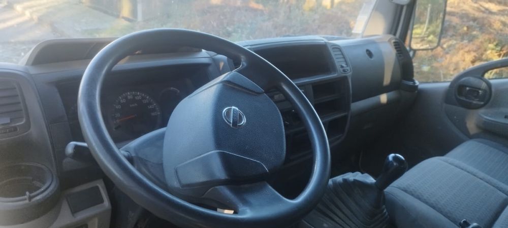 Nissan Cabstar cabine dupla