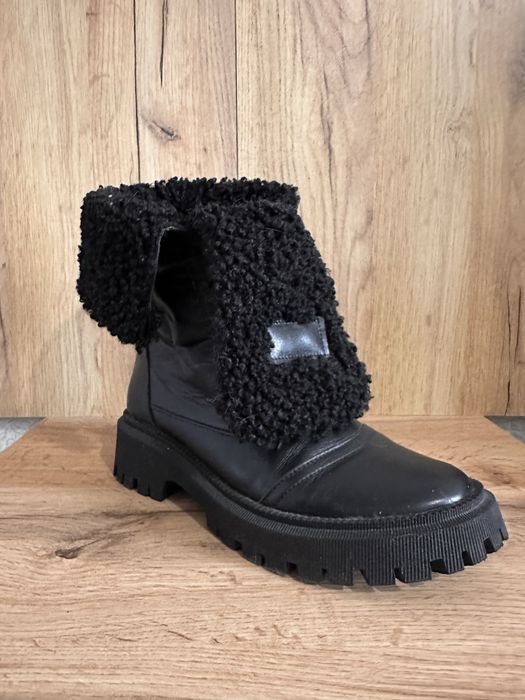 Ботинки кожаные 37р (24,5)