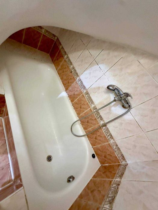 Оренда 1-кімнатної квартири в ЦЕНТРІ МІСТА вул. Донцова 4