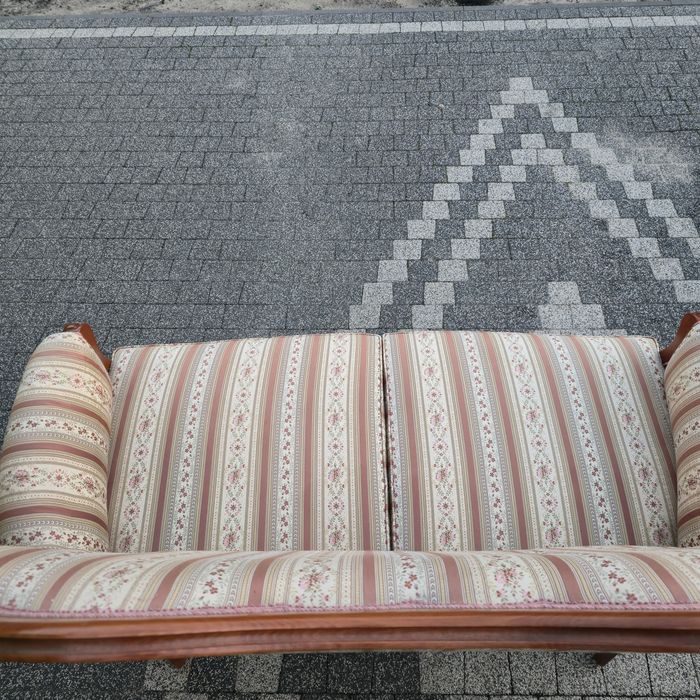 Stylowa Sofa bardzo wygodna