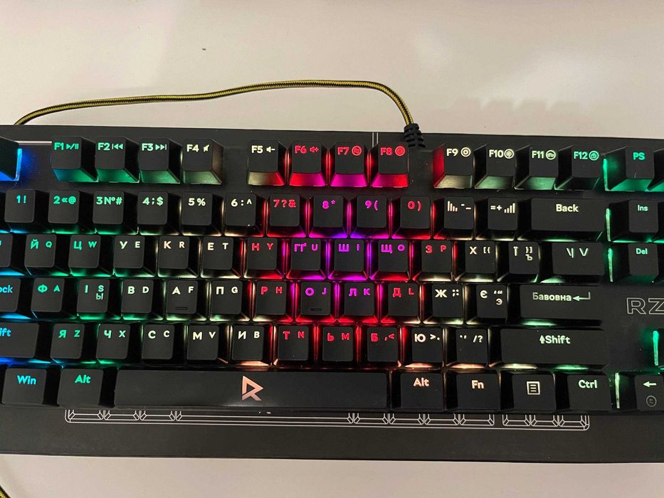 Клавіатура механічна в ідеальному стані RZTK Mamba TKL Kailh Black
