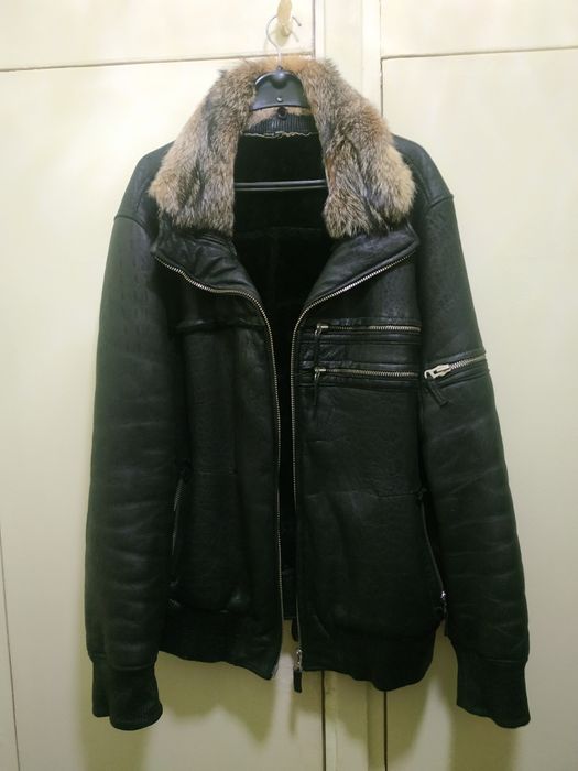 Продам мужскую кожаную куртку