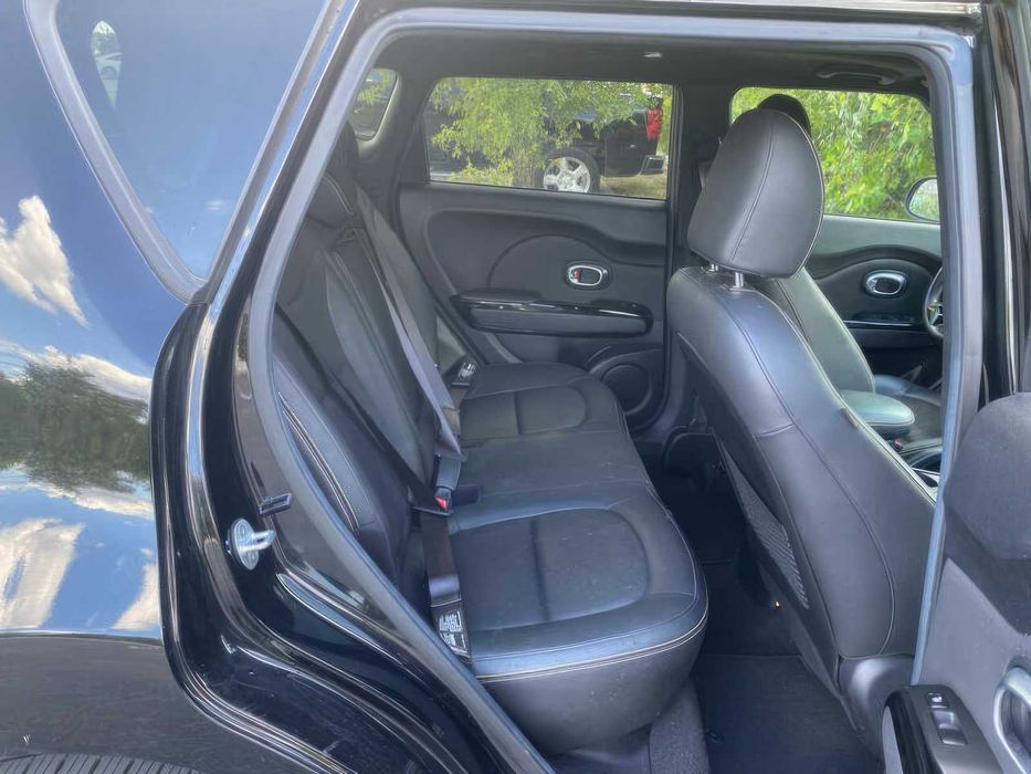 Kia Soul +      2015