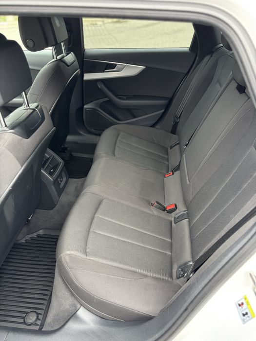 Audi A4 2018р S-tronic