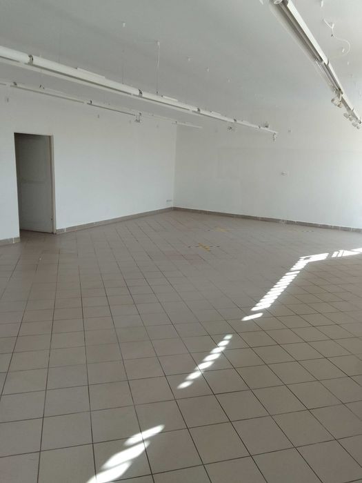 Budynek handlowo-usługowy