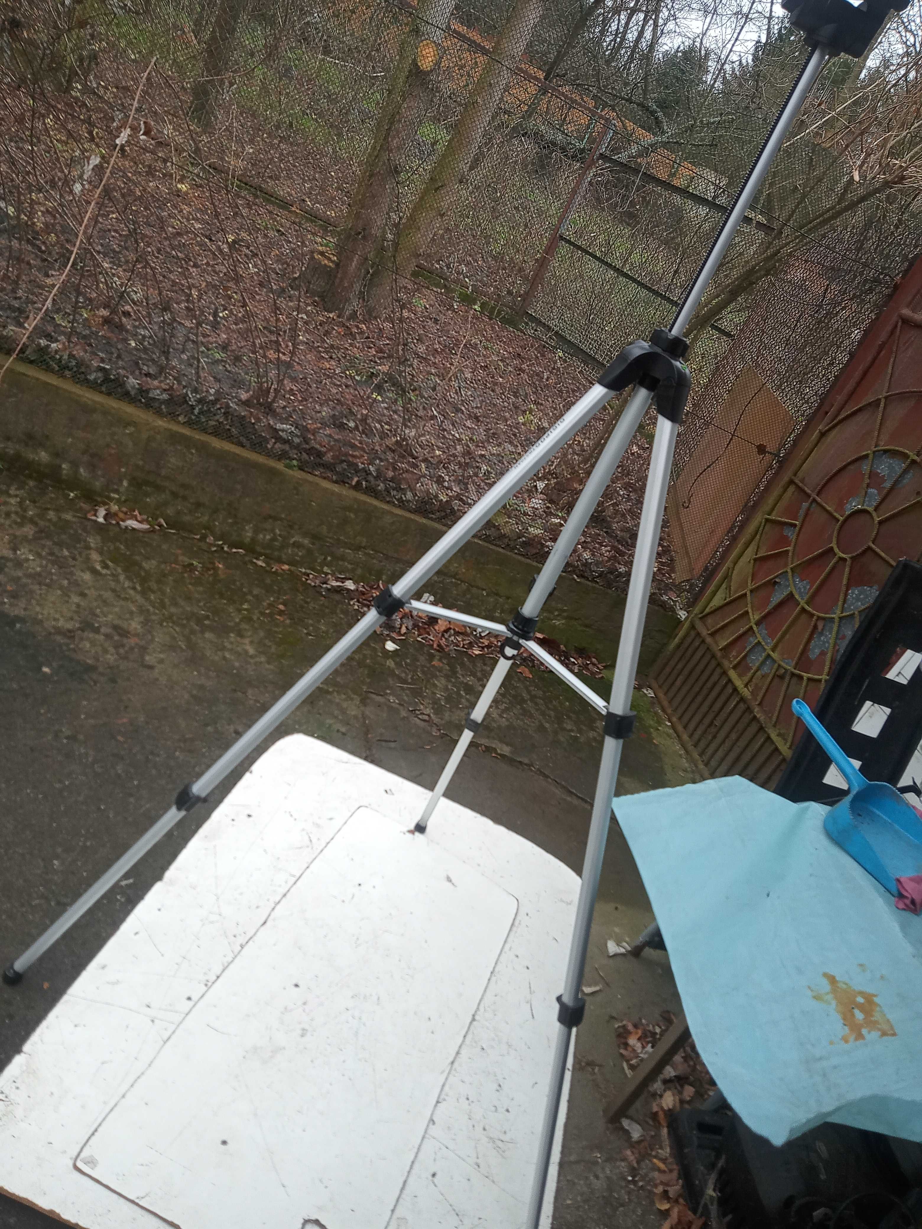 Tripod stojak statyw na aparat foto kamera niwelator geodezyjny