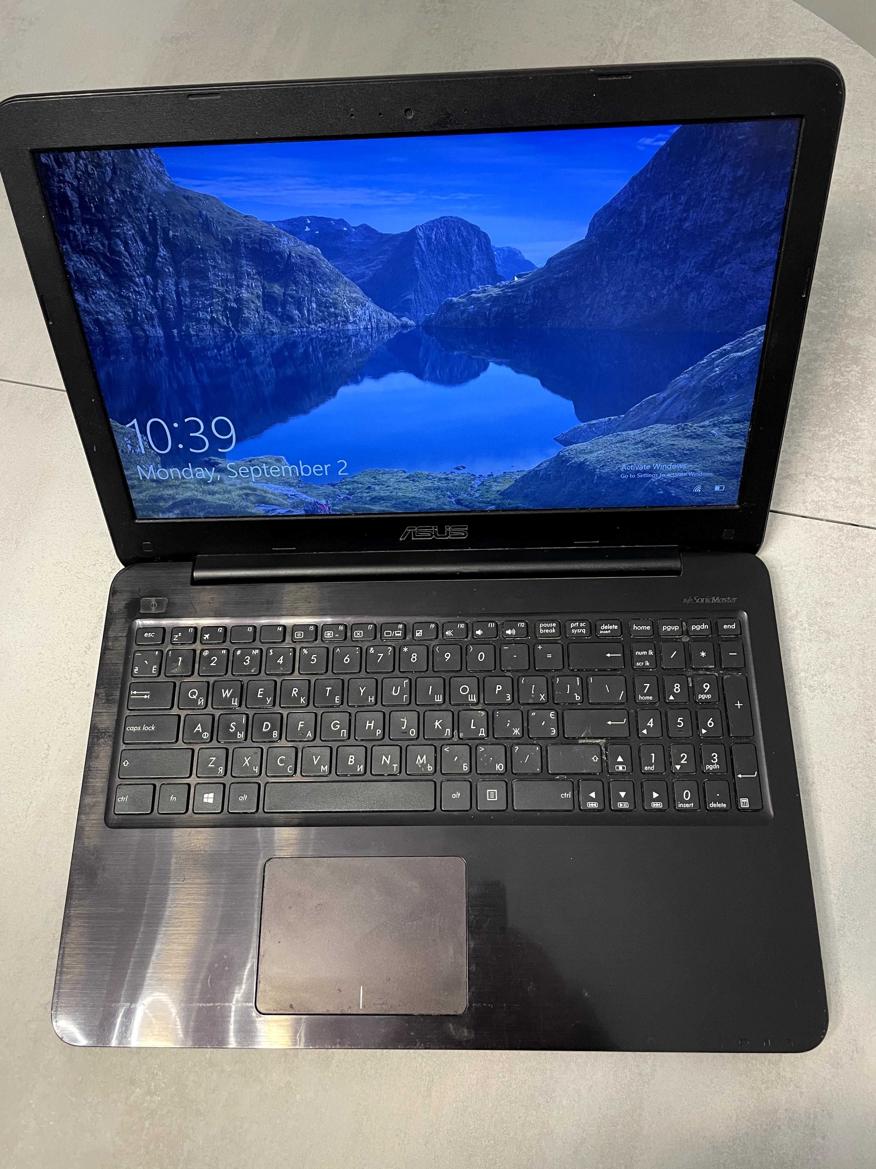 Ноутбук Asus X556UQ (GeForce MX940, 6GB RAM, Intel)