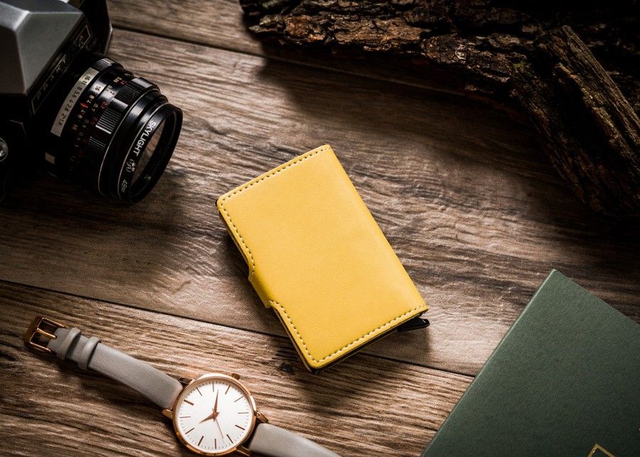 skórzane etui z podajnikiem na karty i wizytówki - peterson