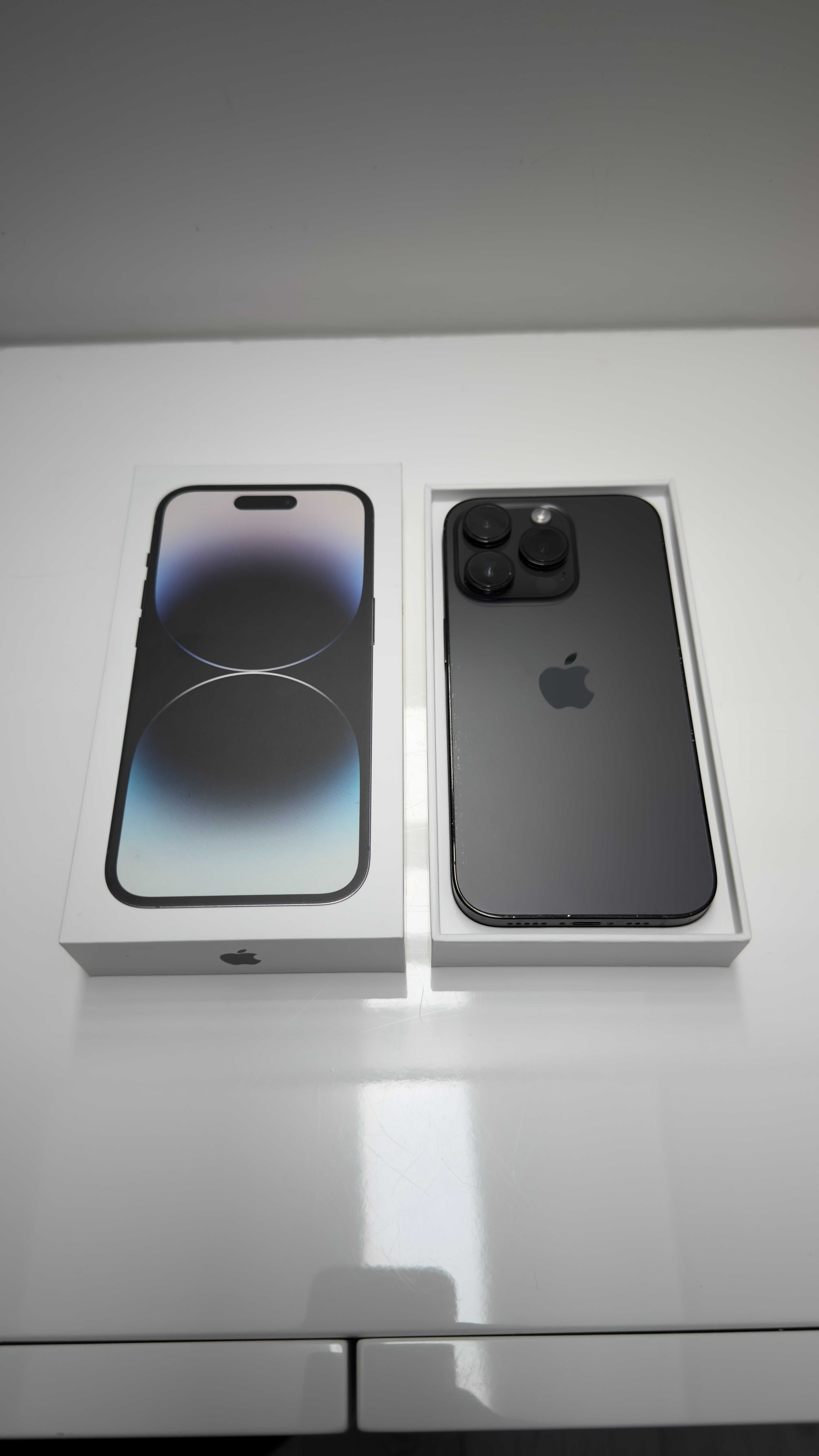 iPhone 14 Pro APPLE (6,1'' - 256 GB - Preto Sideral)