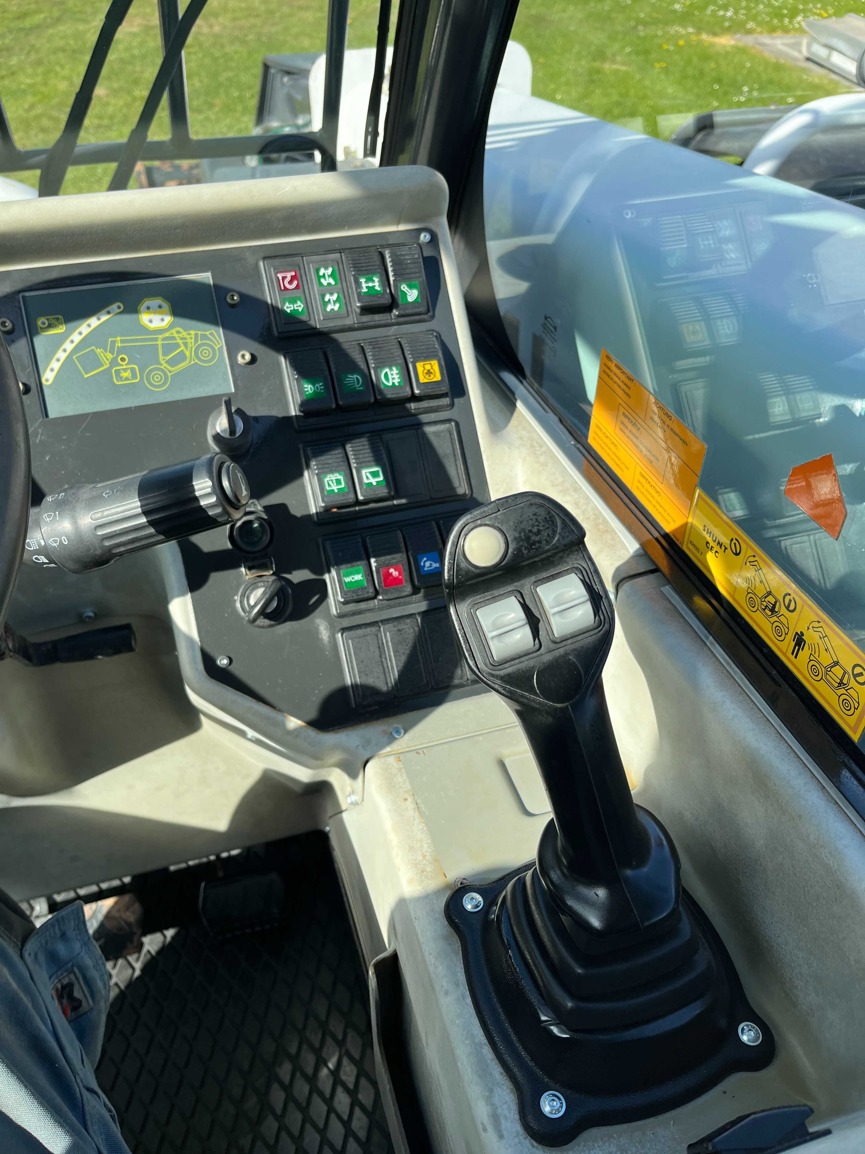 Ładowarka teleskopowa BOBCAT T3571L Rok 2009 Klima