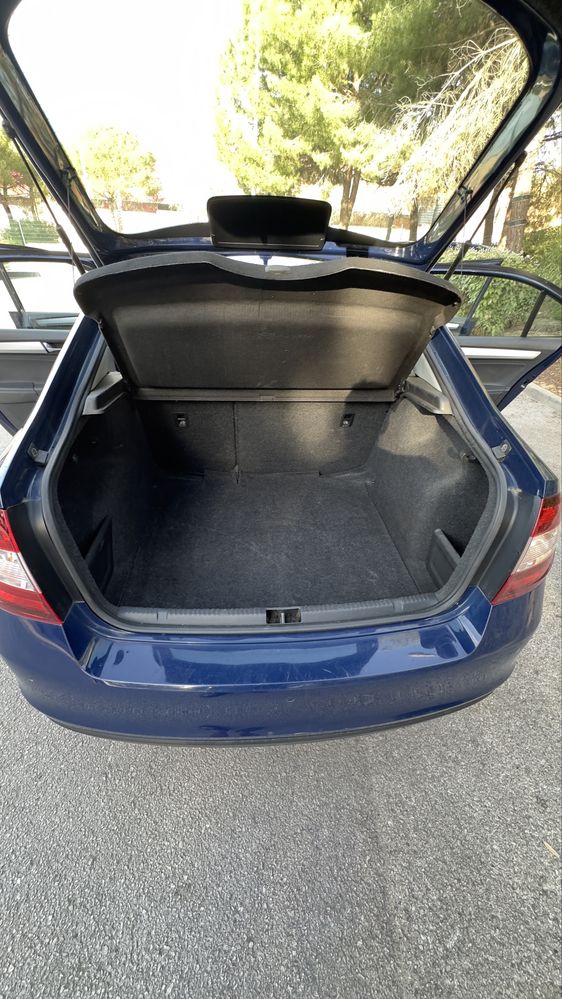 Skoda rapid sedan 1.0tsi ano 2018 gasolina