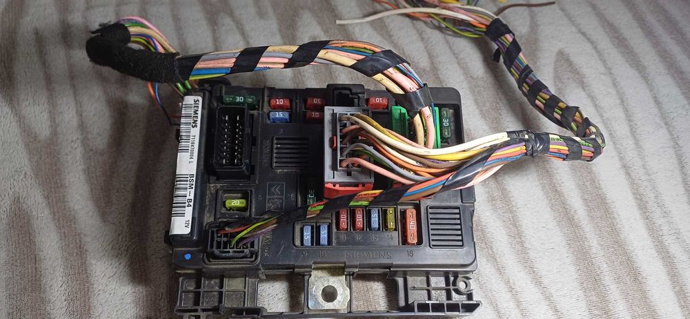 Блок предохранителей BSM B4 Peugeot/Citroen, 9650618380, T118470004 L