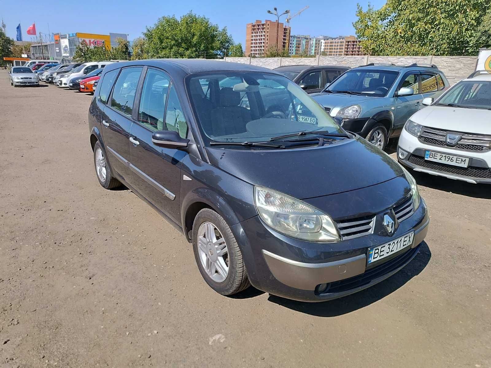 Renault Grand Scenic 2005 року 2,0 л. бензин