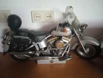 Réplica da Harley fatboy