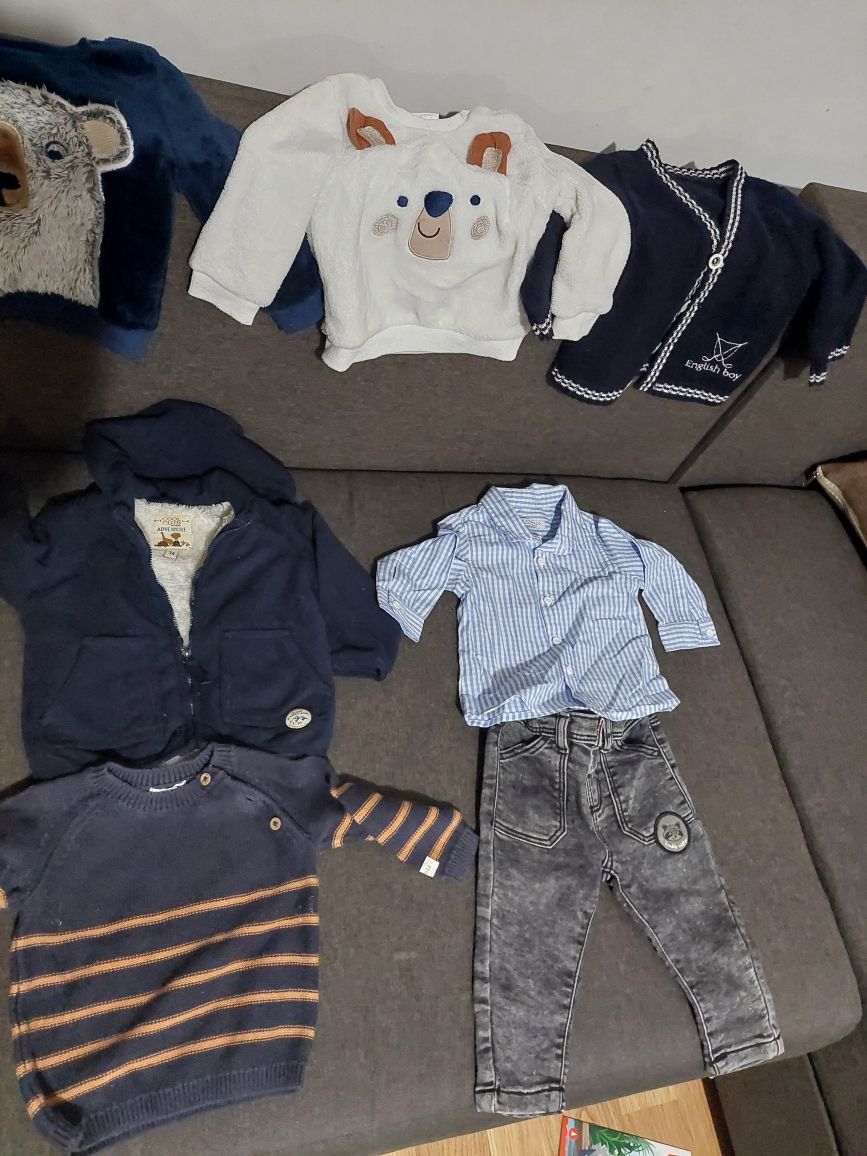 Zestaw zimowych bluz i sweterków, jeansy i spodnie dresowe, rozm 68/74