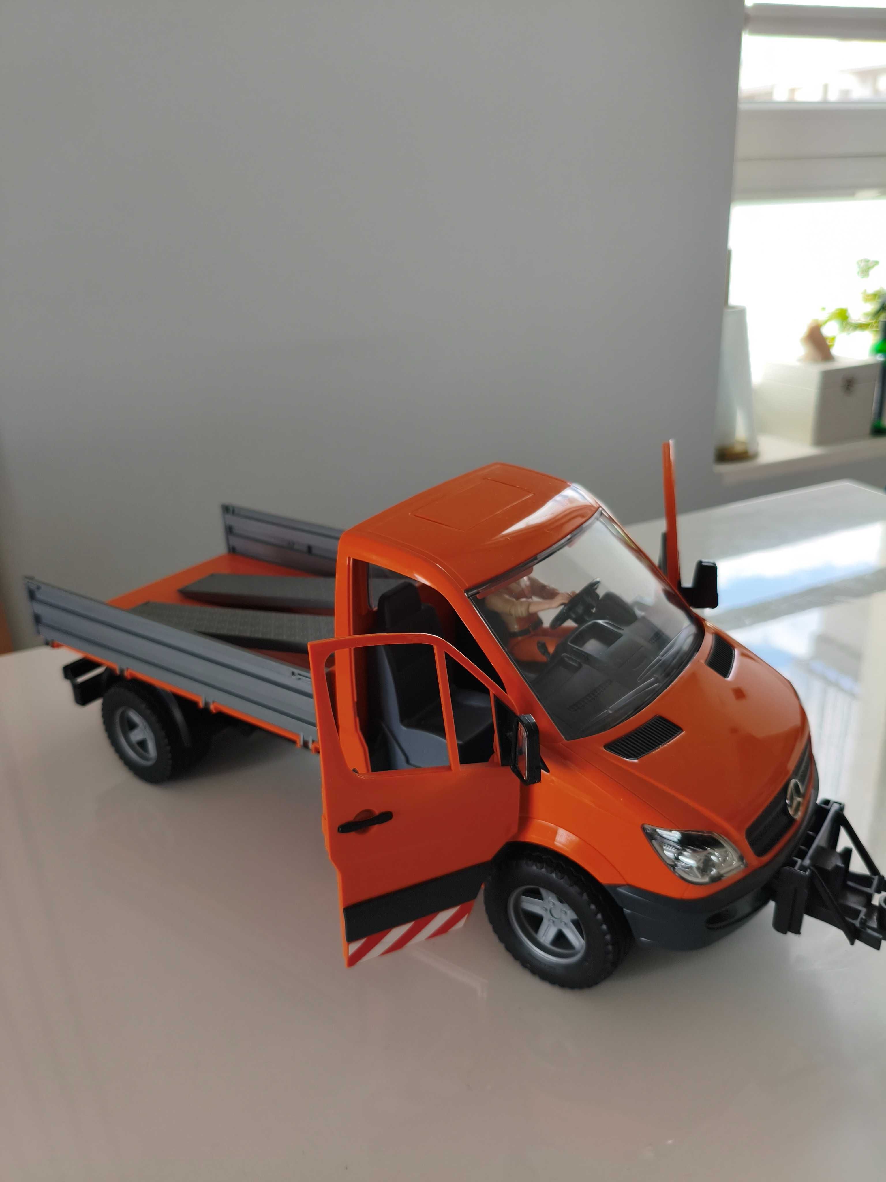 BRUDER Mercedes Sprinter 02537