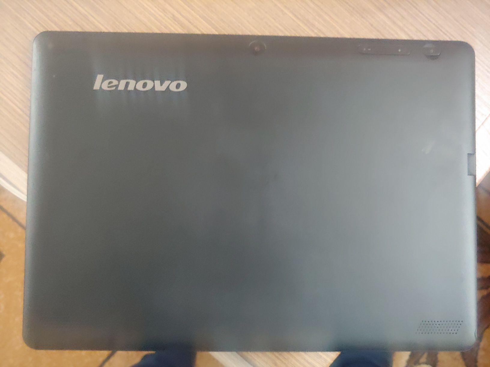 Lenovo miix 300 планшет на Windows 10