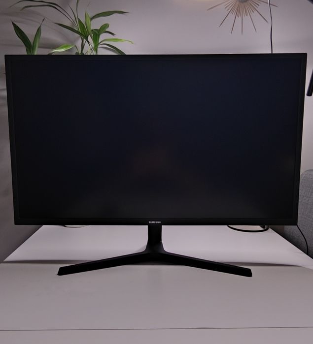Monitor LED 4K SAMSUNG u32j59x