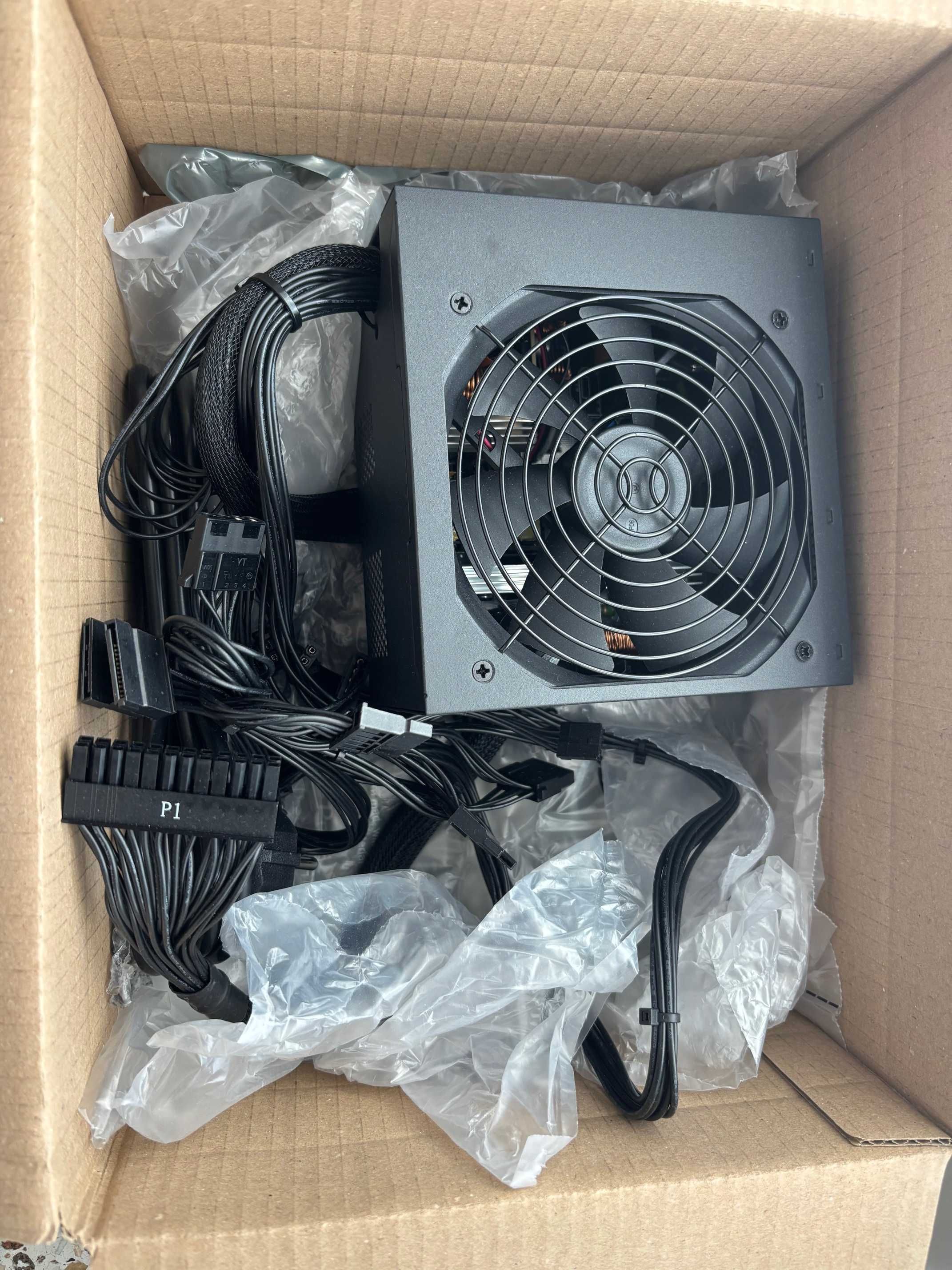 Zasilacz Hydro K MOD 850W (FSP850-50AEC) – Powystawowy