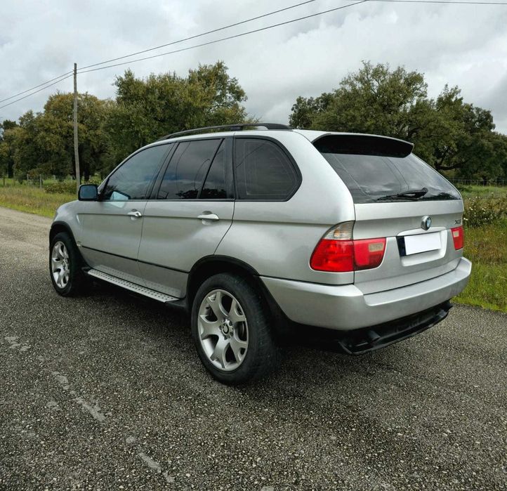 BMW X5 3.0i com GPL de última geração reservado