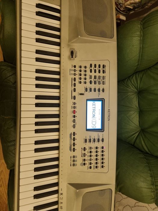 Teclado ketron xd9