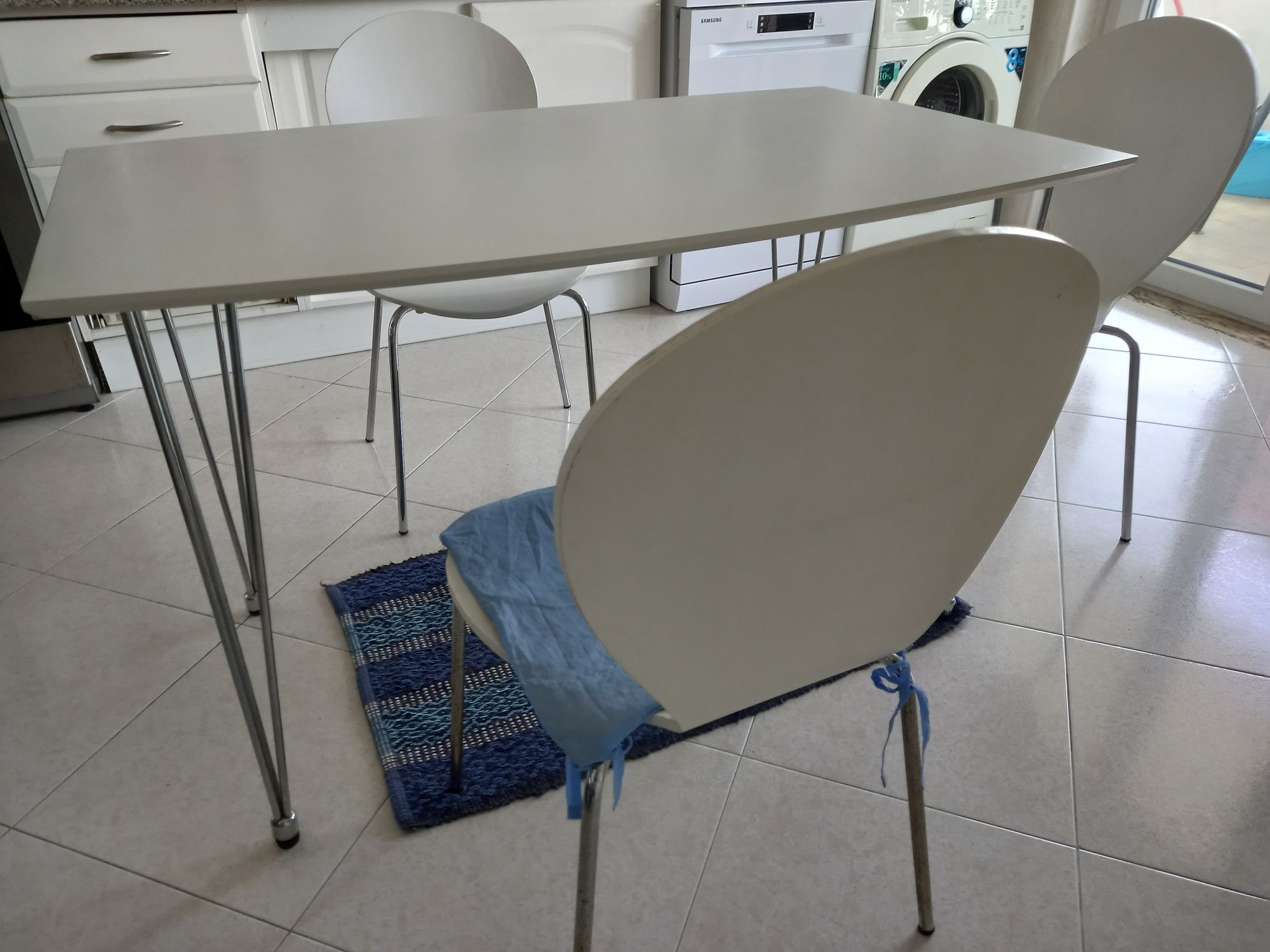 Conjunto mesa XXL e 4 cadeiras