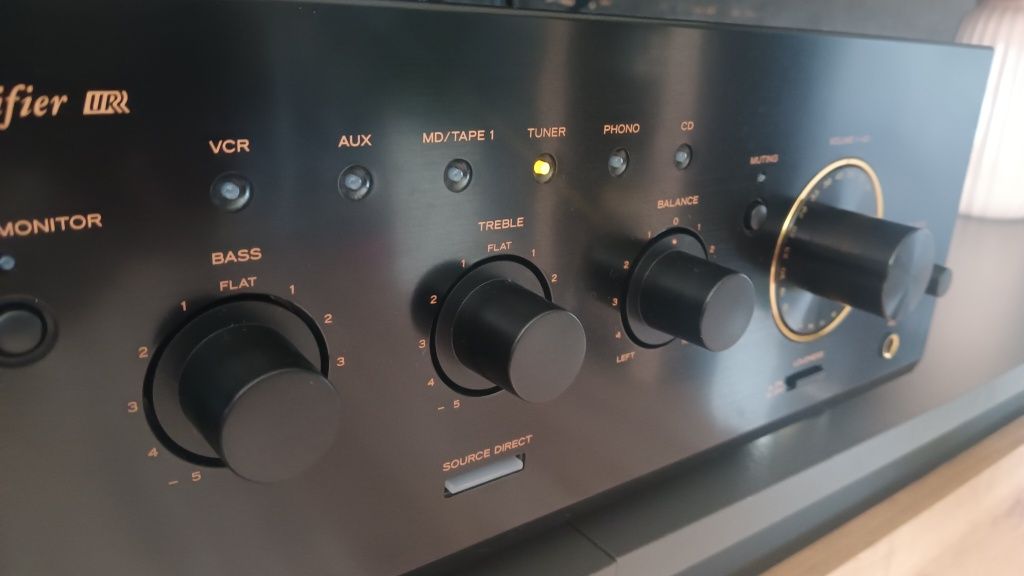 Przepiękny Teac A R-600
