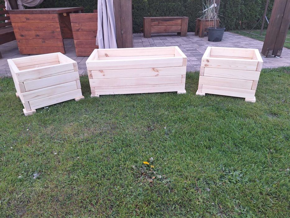 Donice ogrodowe drewniane