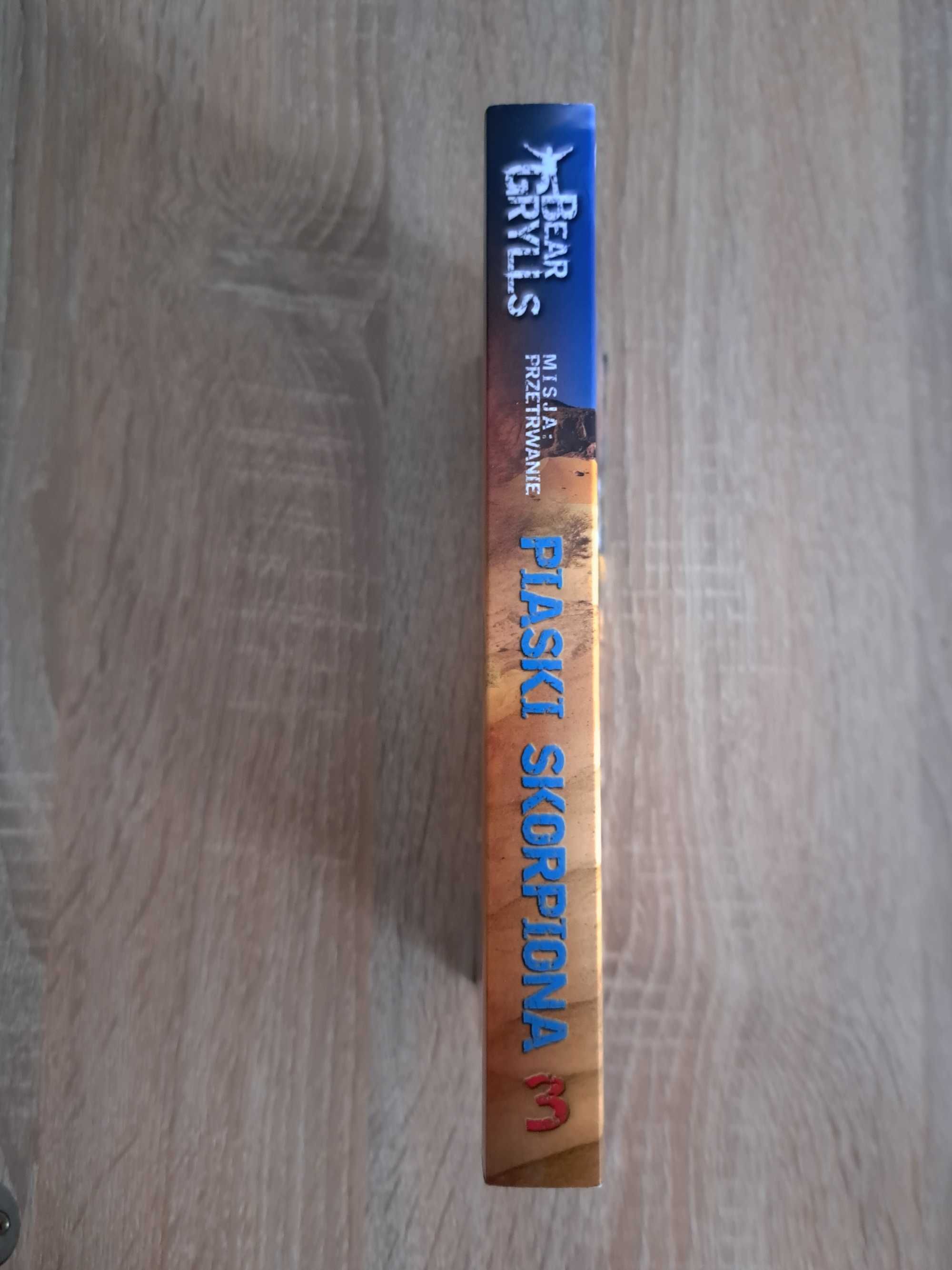 Książka "Misja Przetrwanie. Piaski skorpiona - Bear Grylls"