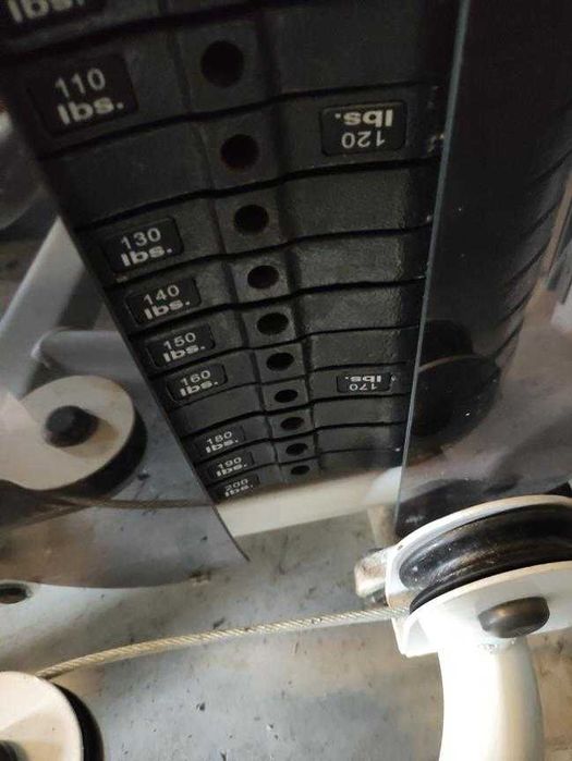 Atlas Maszyna VERTEX wypychanie na klatke klatka chest press siłownia