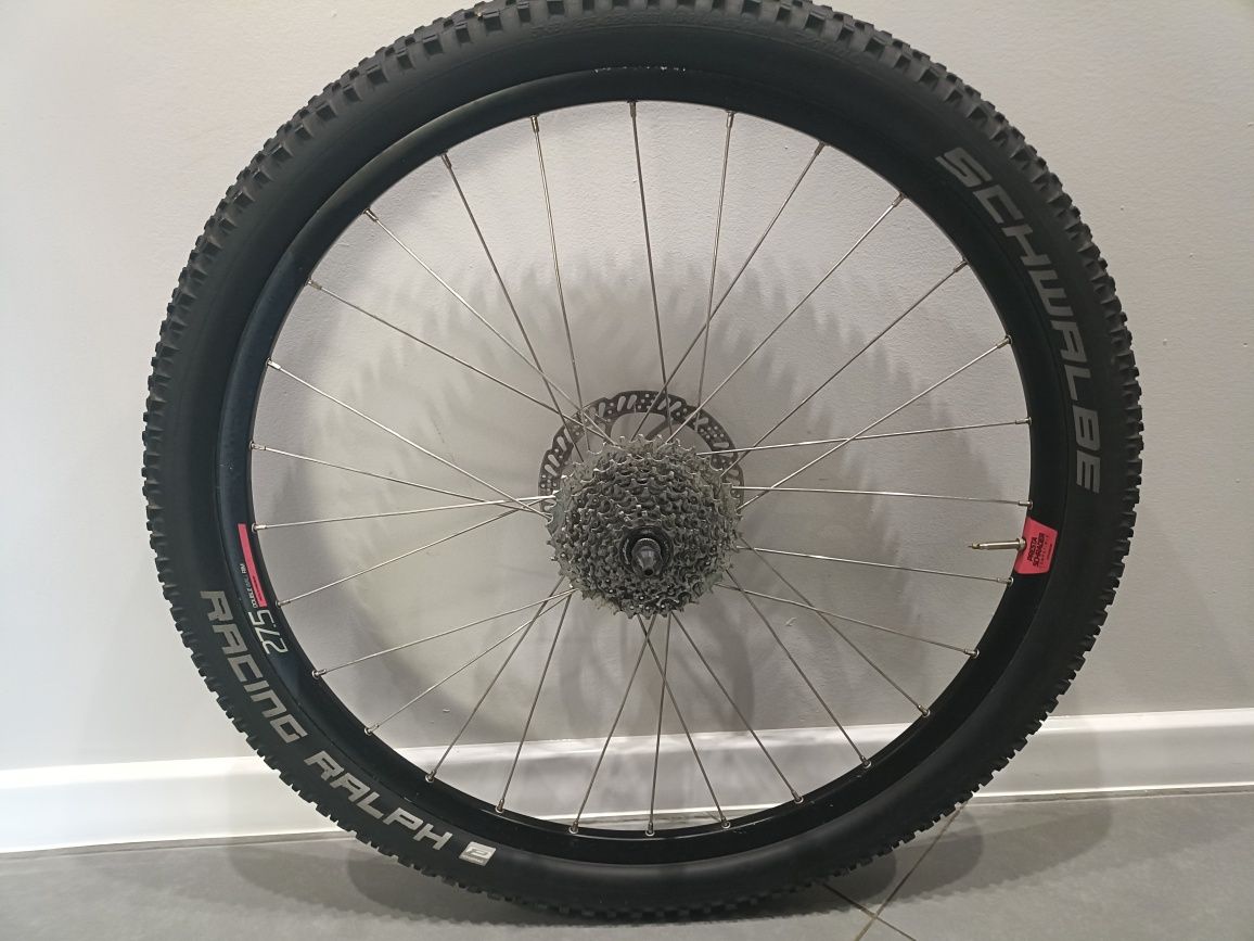 Koło tylne 27.5 z oponą schwalbe  i kasetą