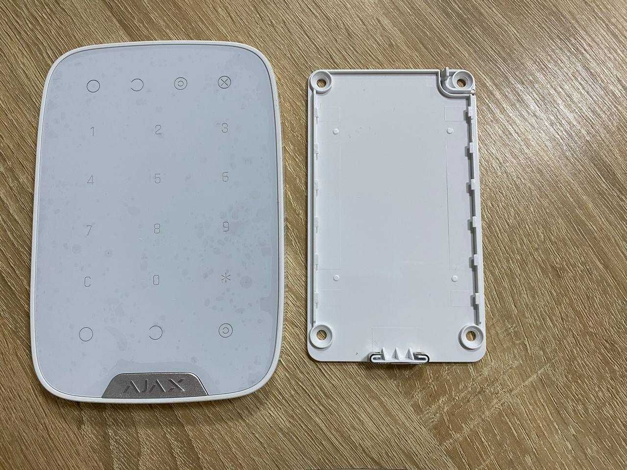 Продам Беспроводную Клавиатуру AJAX KeyPad white