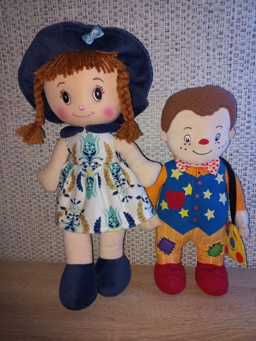 Музичні ляльки лягкотілі