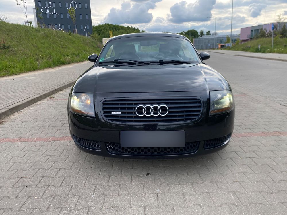 Audi TT 1.8T quatrro całe w oryginale