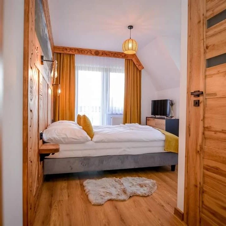 Pokoje ze śniadaniem i apartamenty 300 m od Gorący Potok i Termy Szafl