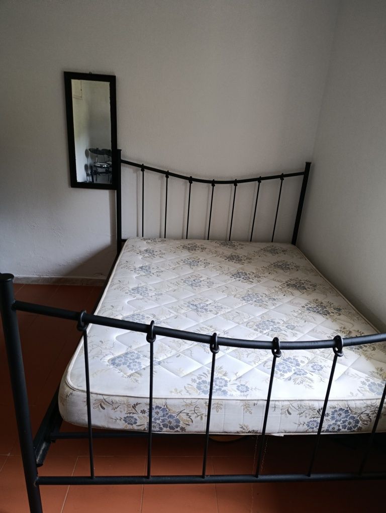 Cama de casal + colchão