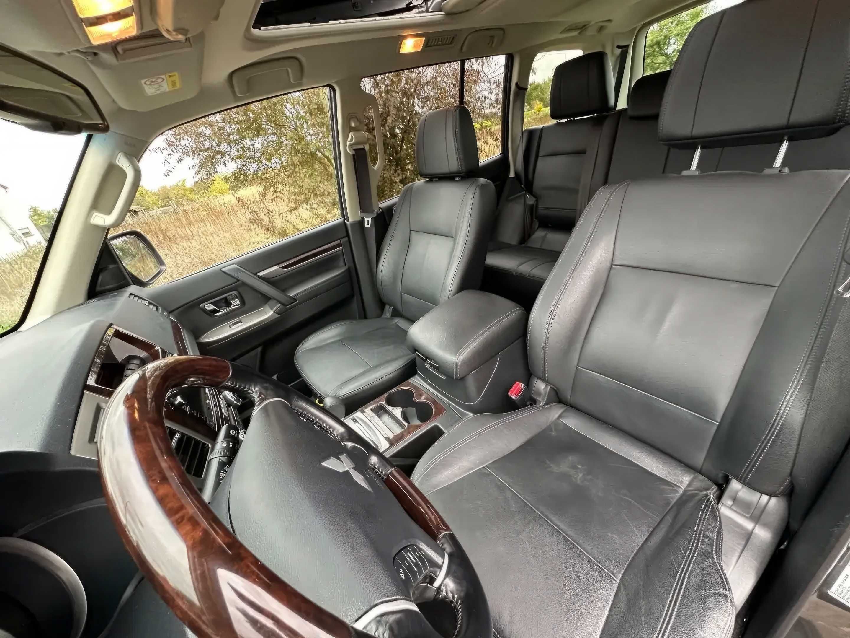Mitsubishi Pajero 2018